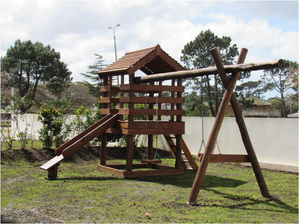 Summer Tower — photo 1