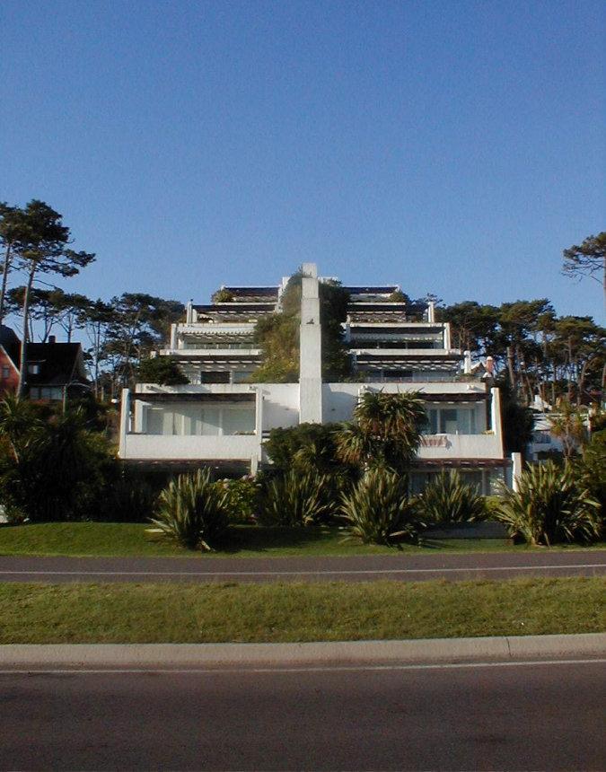 Edificio Terrazas del Sol — foto 1