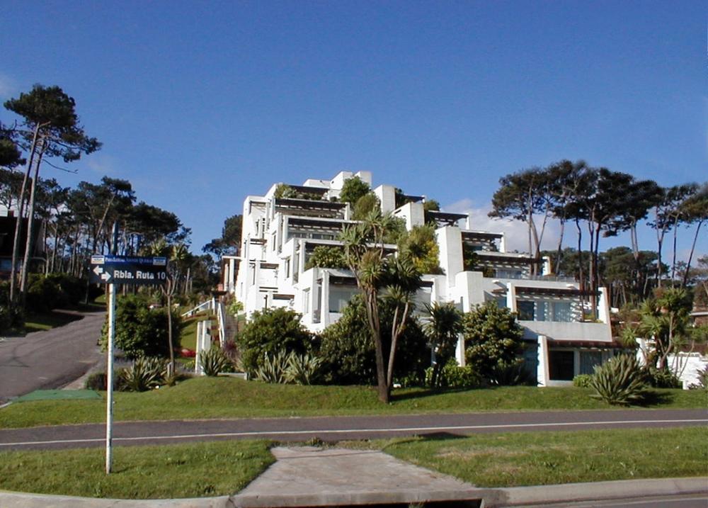 Edificio Terrazas del Sol — foto 2