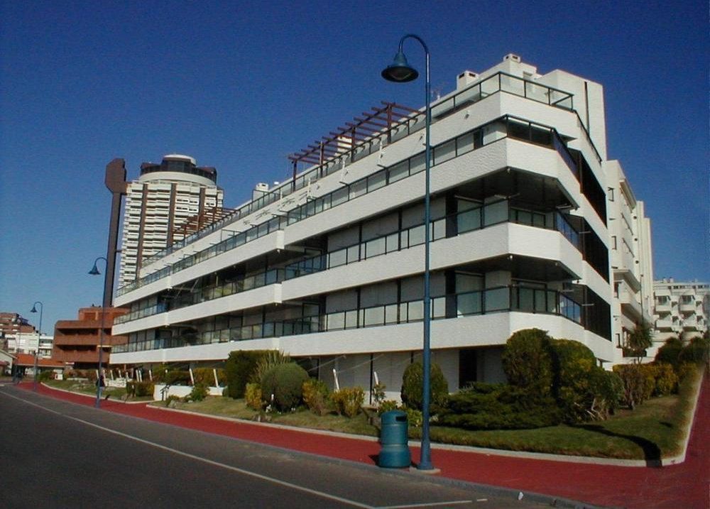 Edifício La Cigale — foto 1