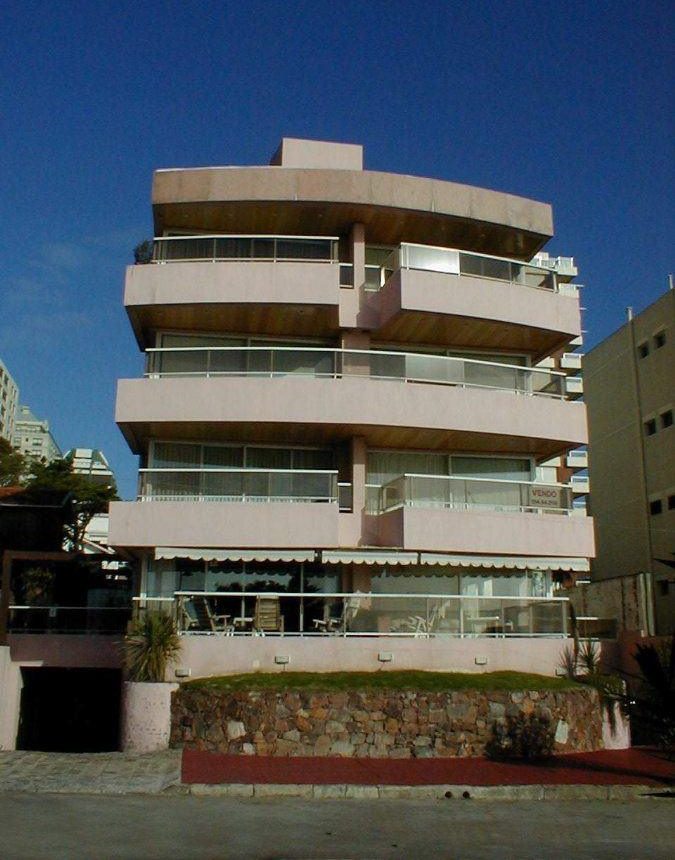 Building Porto Azzurro — photo 2