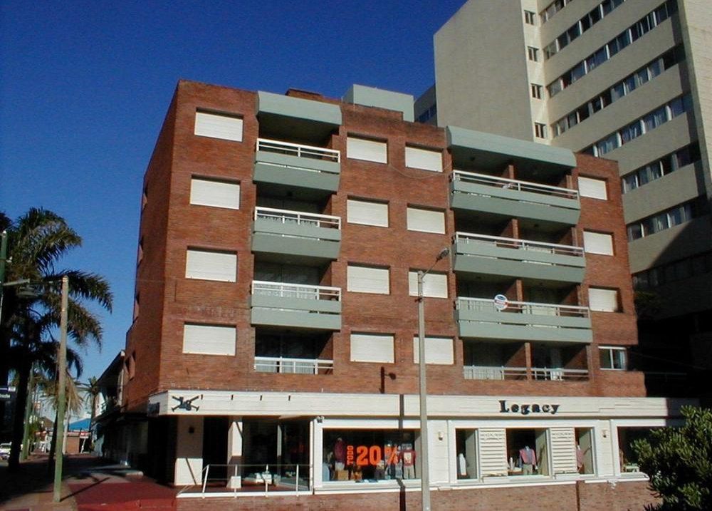 Building Riazor — photo 1
