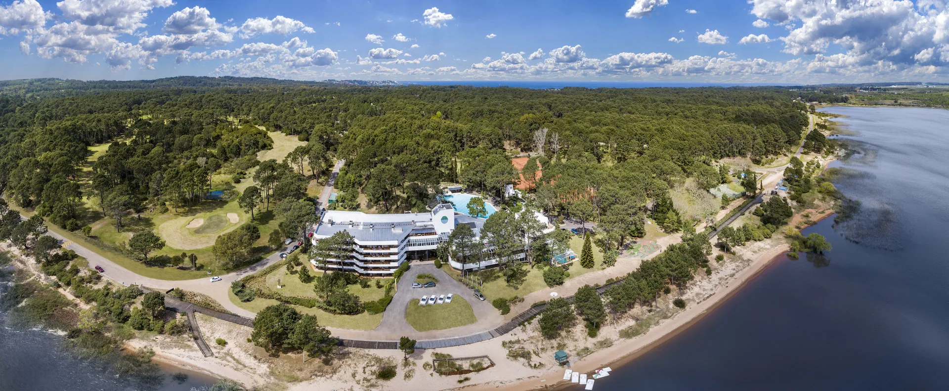 Club del Lago — Laguna del Sauce, Punta del Este