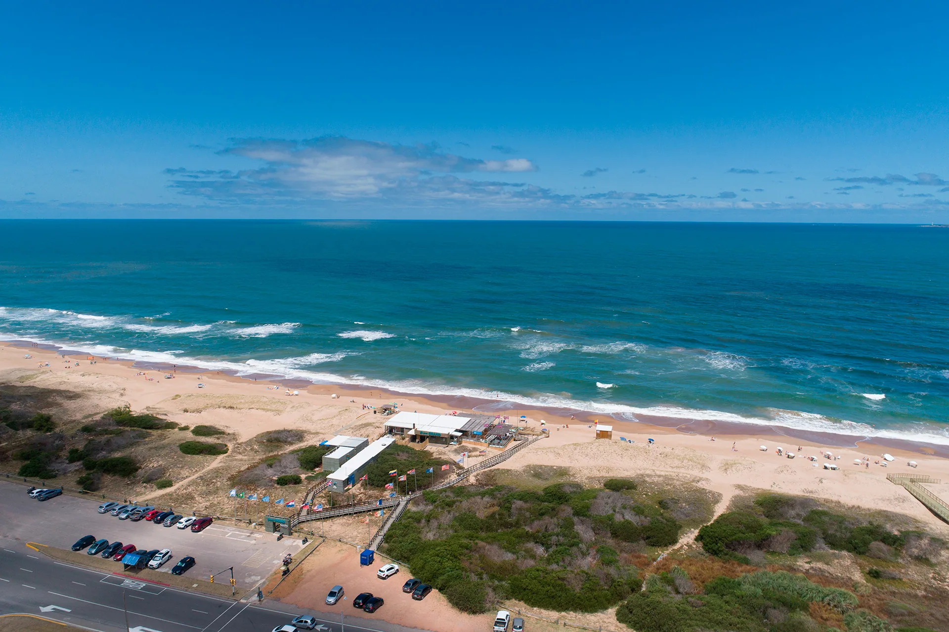 Surroundings of Le Parc IV at Playa Brava – Parada 10 (Rambla Lorenzo Batlle)