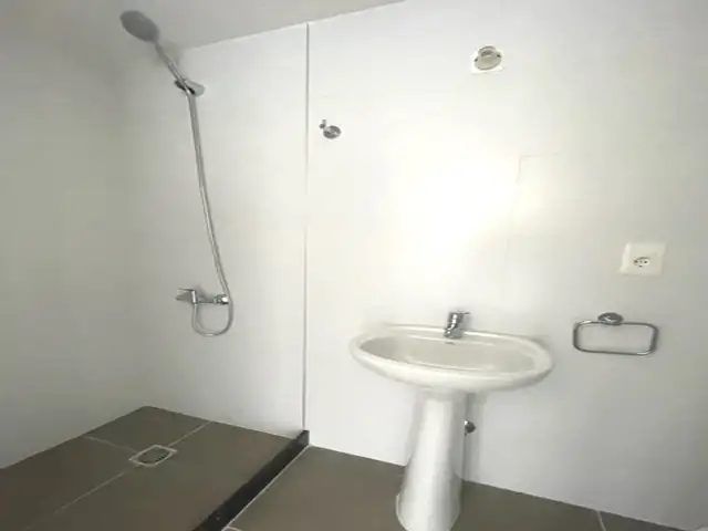Interior de uma unidade de Parque Pinares