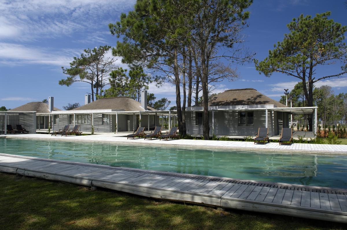 Piscina de Pinar del Faro