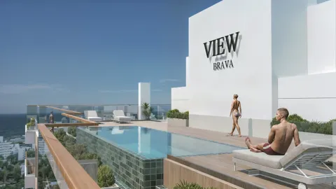 View Brava — piscina rooftop