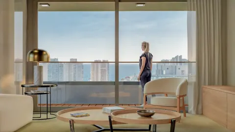 View Brava — interior de apartamento de 3 dormitorios, render 2