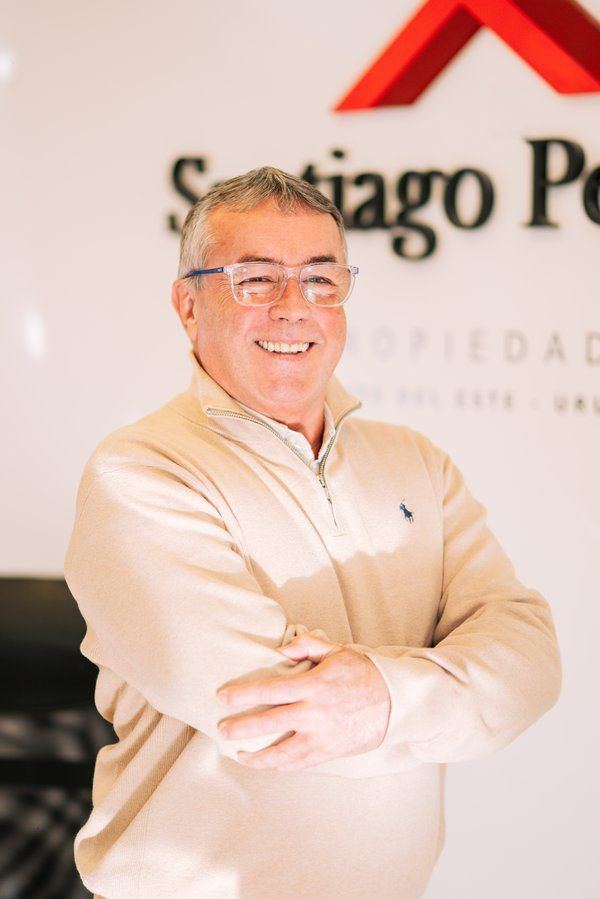 Carlos Pereyra — Socio, Santiago Pereyra Propiedades